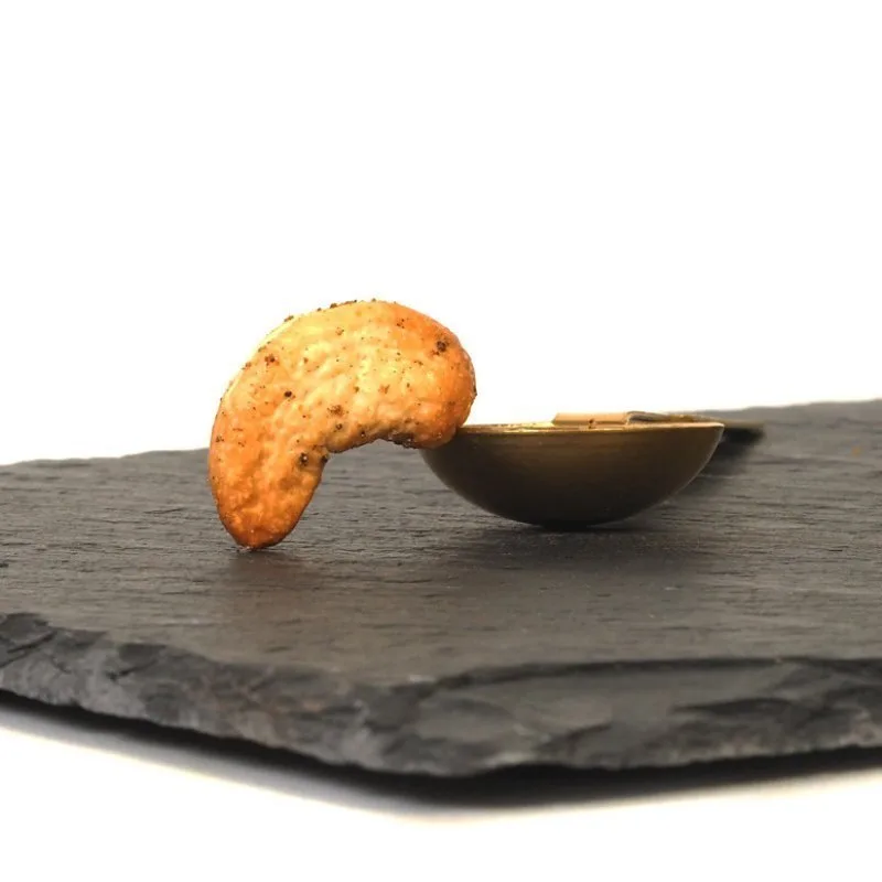 AS DE LA TRUFFE - Cashew W240 - Truffle & Fleur Salt Guérande 2.5KG