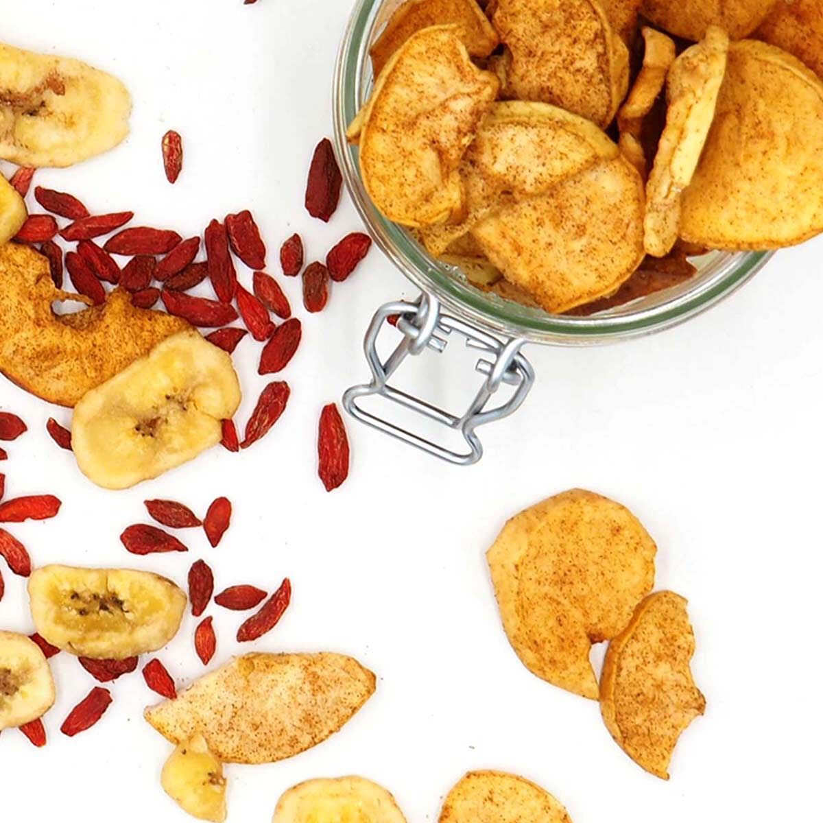 Baie de goji, cranberry, mûre déshydraté.... les fruits s…
